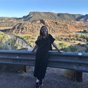 Meet your posher, Sara